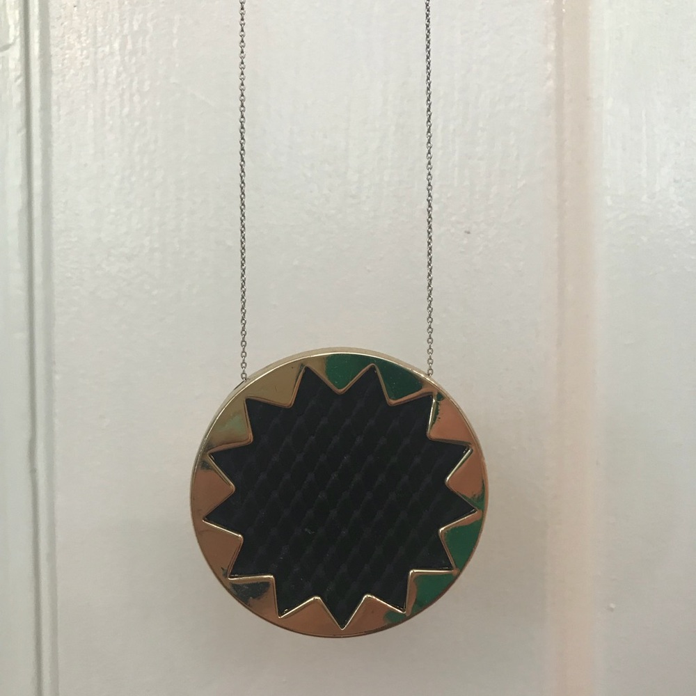 House of Harlow Sunburst necklace (long)